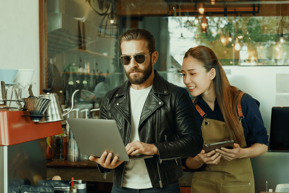 Website Dude Collaborates with Coffee Shop Owner